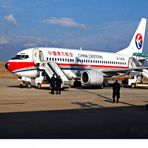 珠海航空空运航空快运业稳步发展的原因是什么？